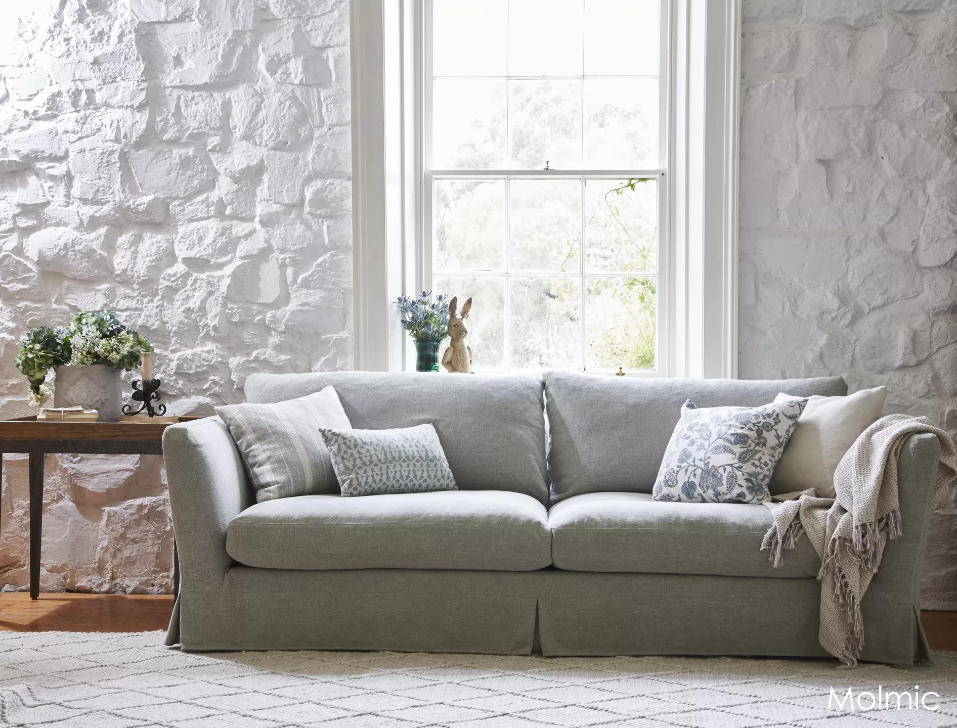 Molmic Lille Sofa - Image 3