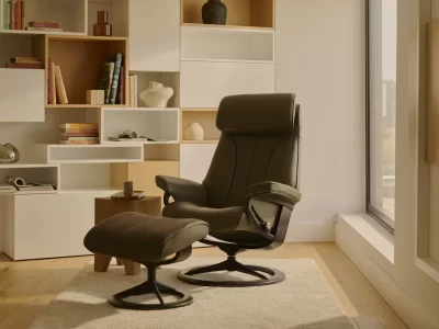 Stressless Paul Recliner and Footstool – Medium